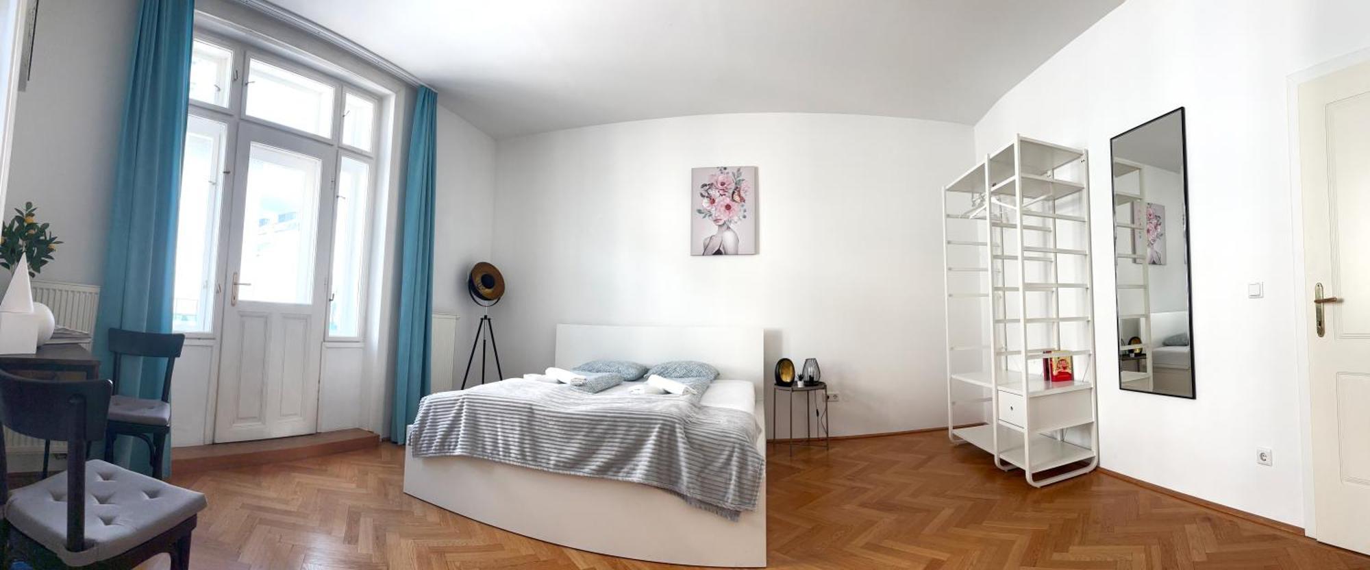 Central Mariahilfer Apartment 5 Min To The Schoenbrunn Palace And City Shopping Center Wenen Buitenkant foto